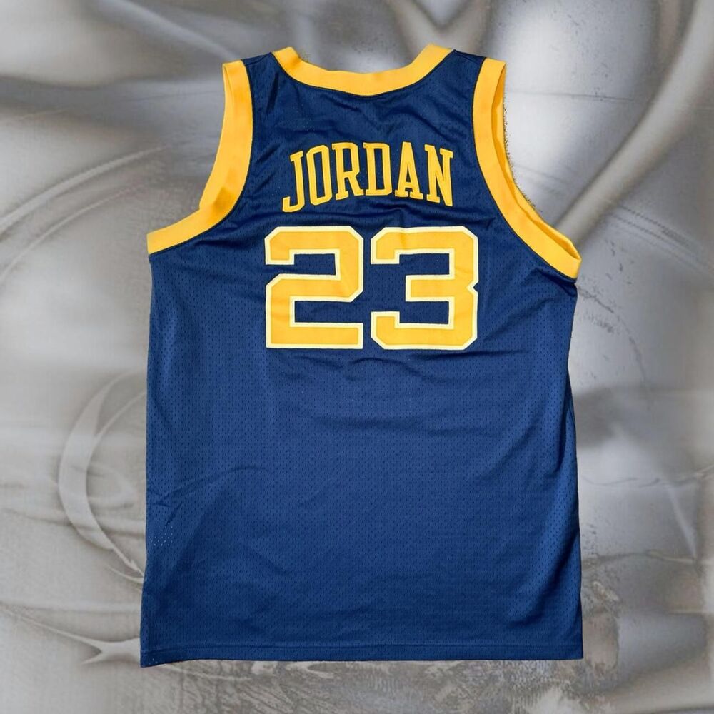 Nike Men's Blue and Yellow Vest